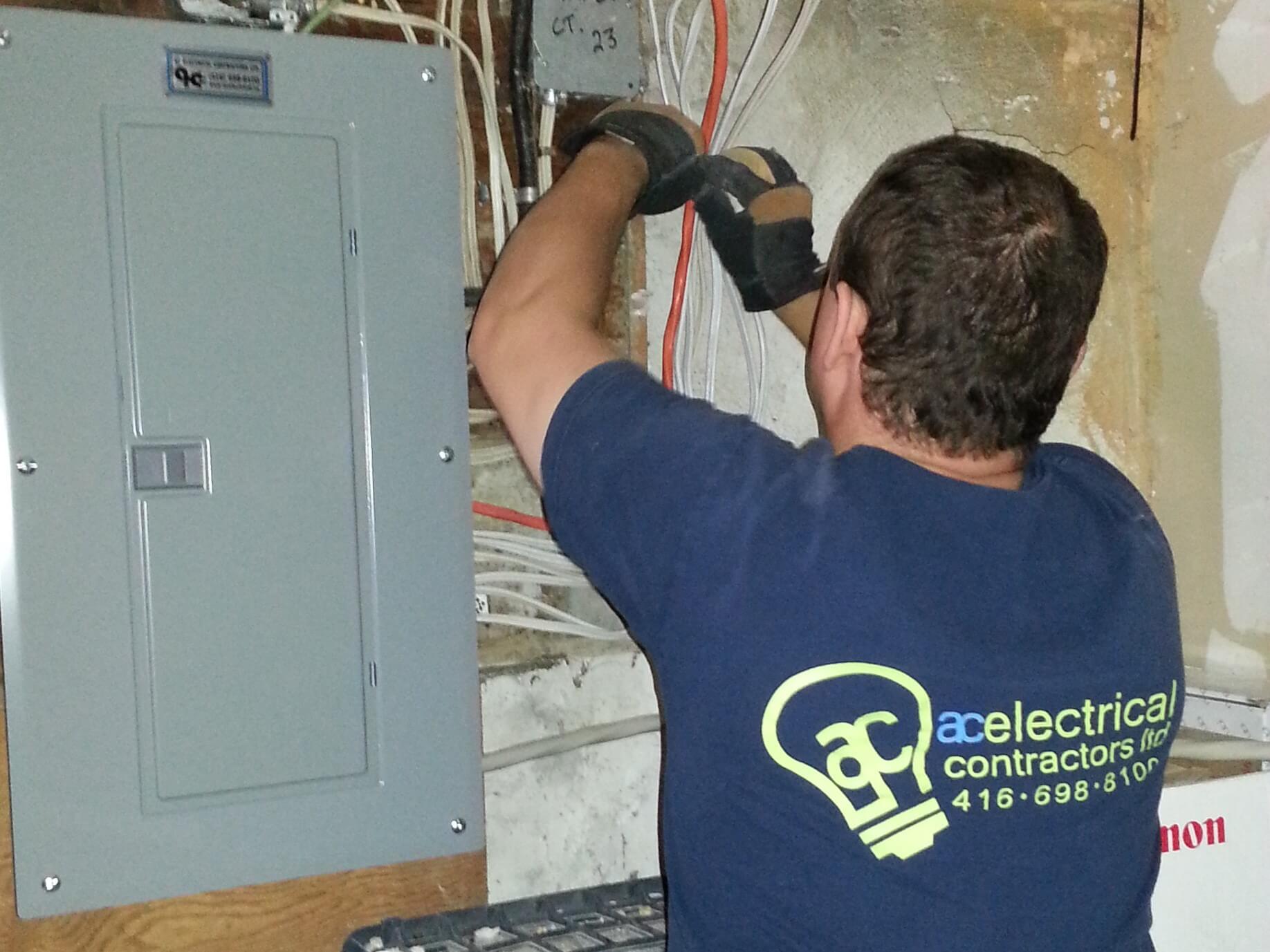 Navigating Electrical Emergencies in Toronto: How Your Home Electricians Can Help